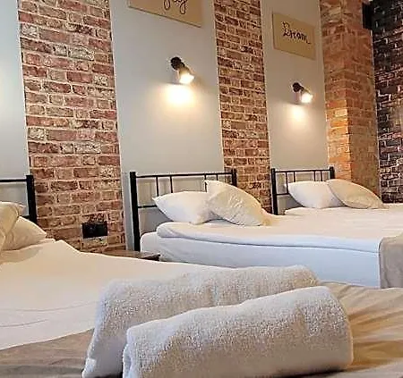 Hotel Tirest