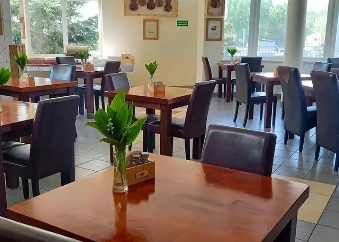 Tirest Hotel Grebiszew