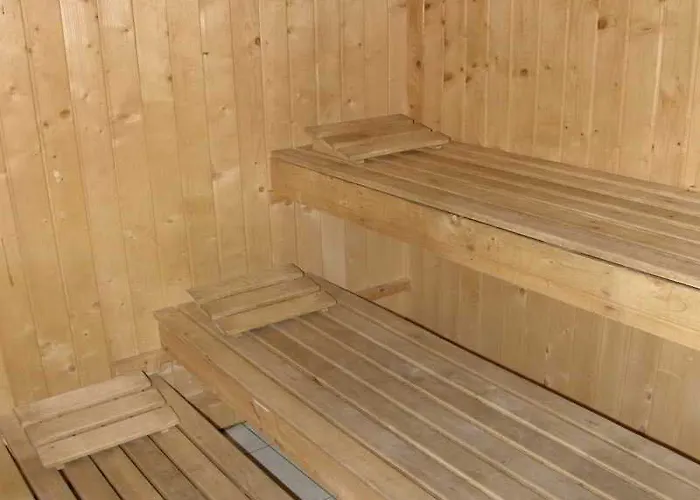 Tirest Hotel Grebiszew